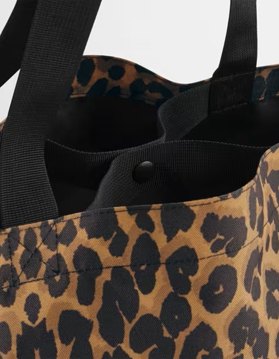 BagBase Leopard Print Carryall Bag