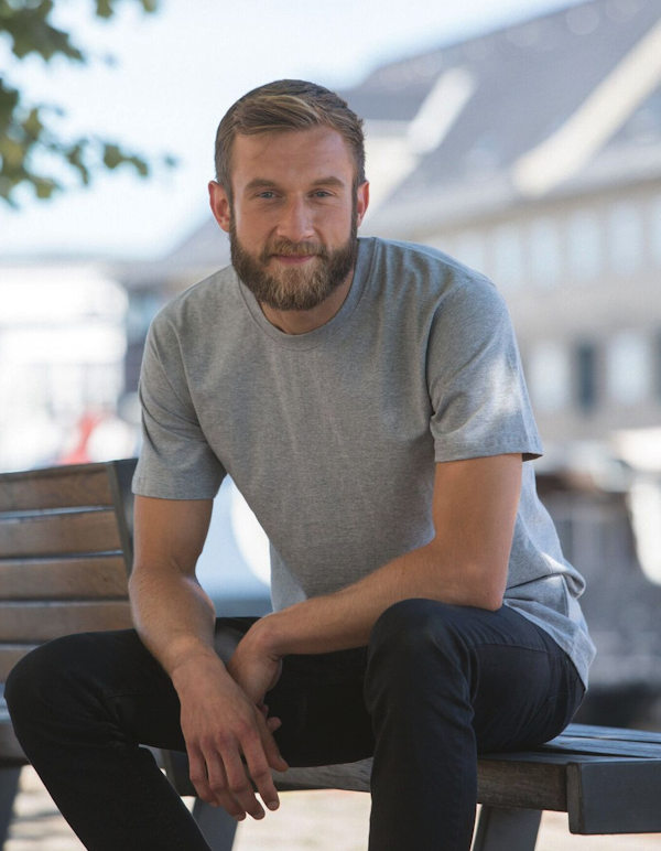 NeutralMiesten t-paita